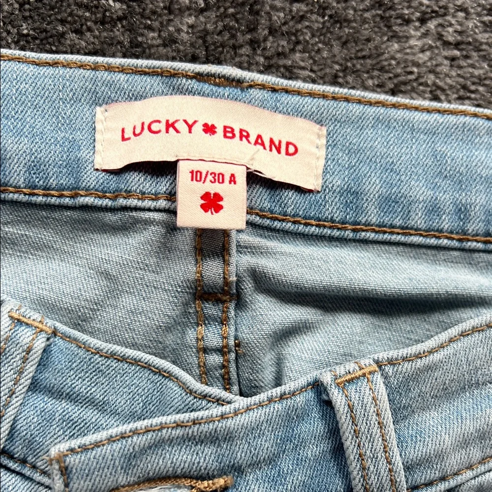 Lucky Brand Light Blue Denim Jeans Frayed Bottom - Picture 2 of 4